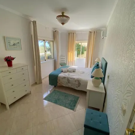 Modern 2br Vilamoura Pool Access Golf Nearby 15 Percent Off Διαμέρισμα *