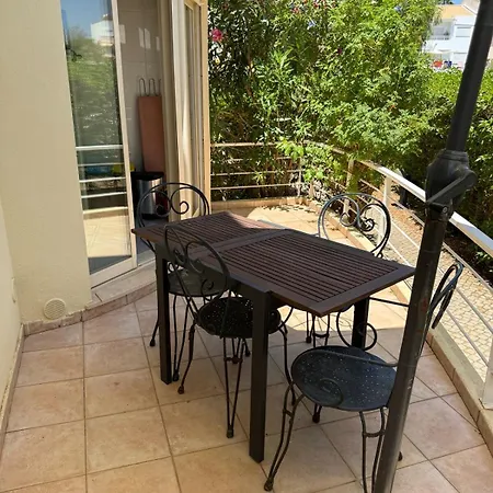 Apartment Special 15 Percent Off Vilamoura 2br Pool Access & Golf Nearby Quarteira
