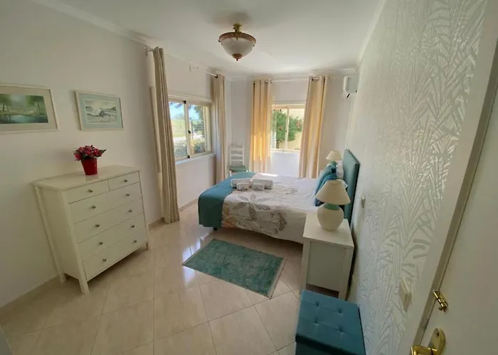 Modern 2br Vilamoura Pool Access Golf Nearby 15 Percent Off Apartament *