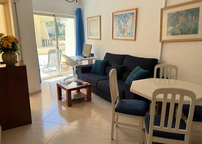 Modern 2br Vilamoura Pool Access Golf Nearby 15 Percent Off Apartament