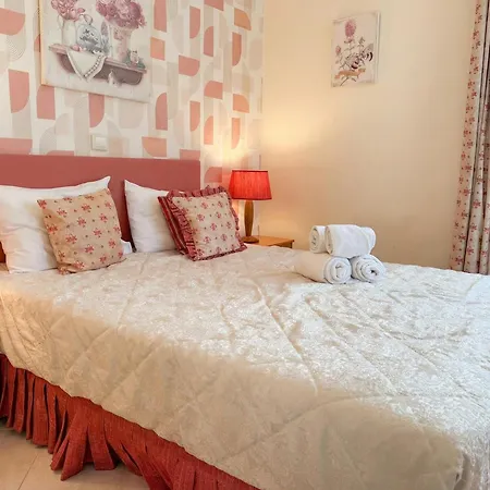Special 15 Percent Off Vilamoura 2br Pool Access & Golf Nearby Quarteira